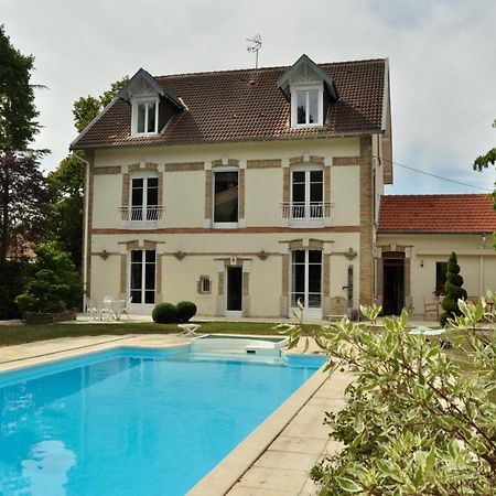 Le Jardin De Fresnes Panzió Kültér fotó