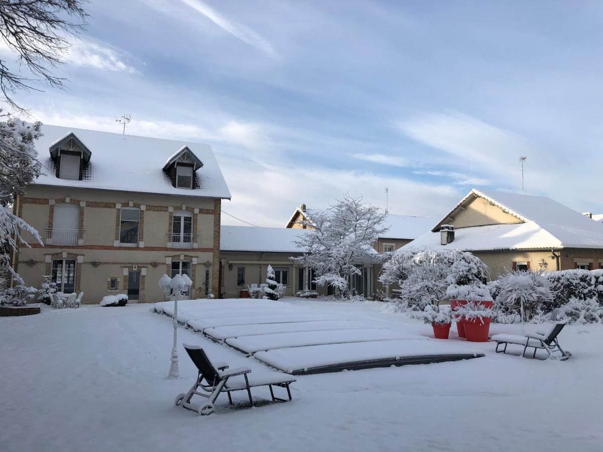 Le Jardin De Fresnes Panzió Kültér fotó