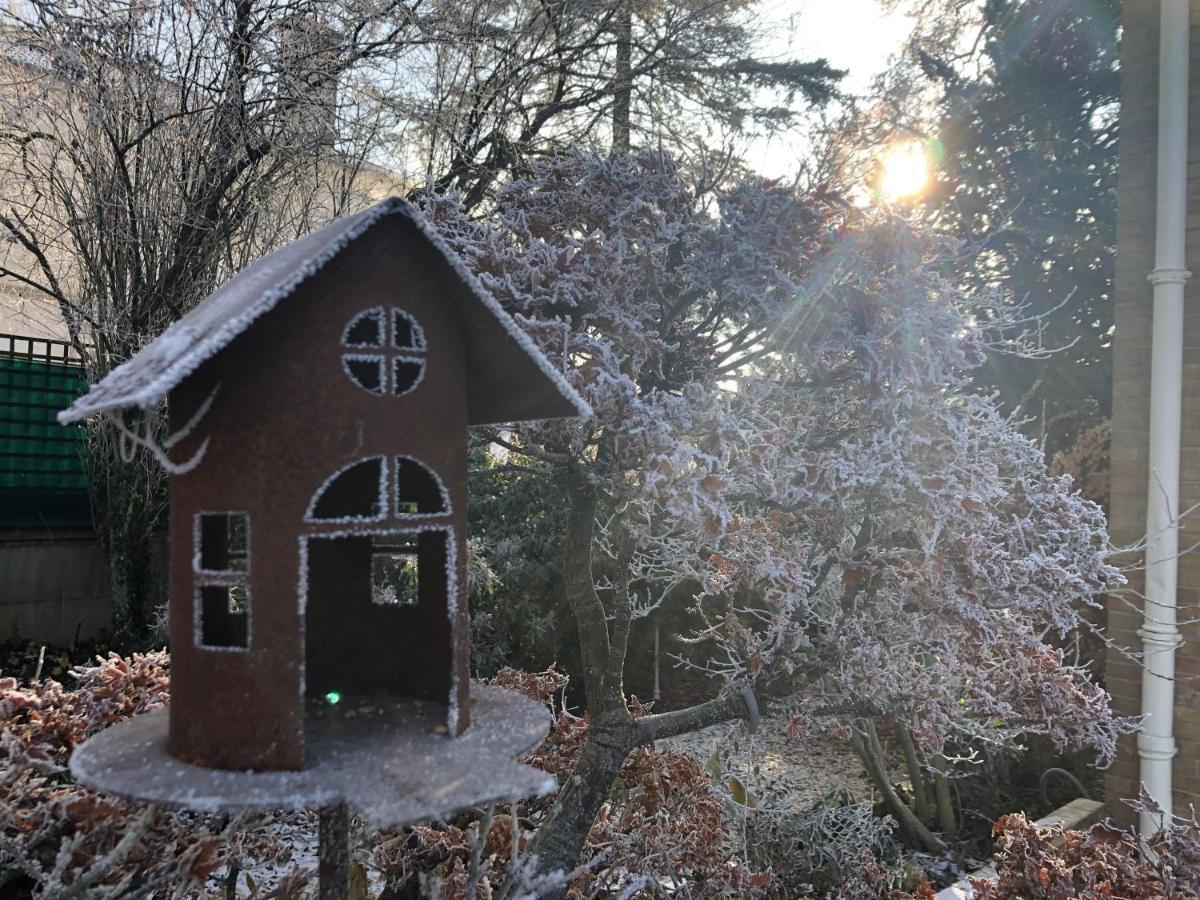 Le Jardin De Fresnes Panzió Kültér fotó